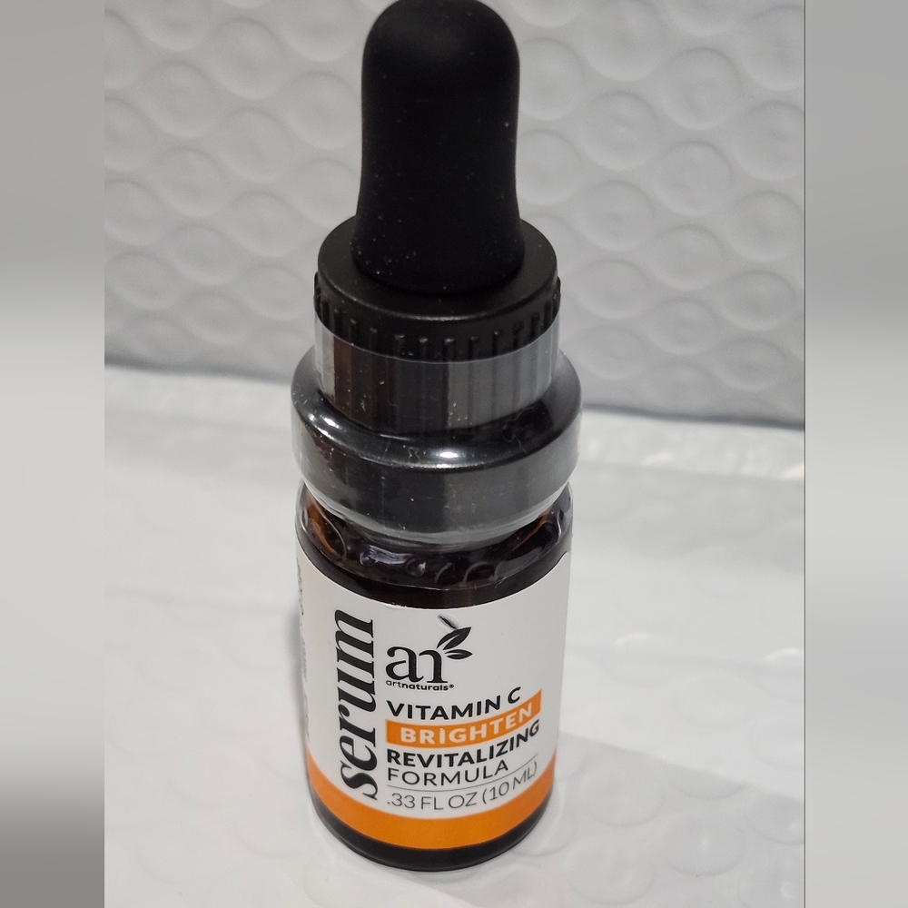 Artnaturals Vitamin C Serum .33 fl oz Brightening NIB